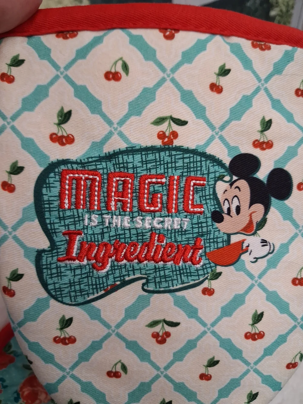 Disney Minnie Mouse Kids Oven Mitt and Pot Holder Set - Red/Teal
